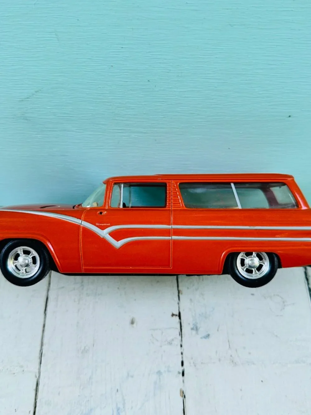 ERTL 24 scale